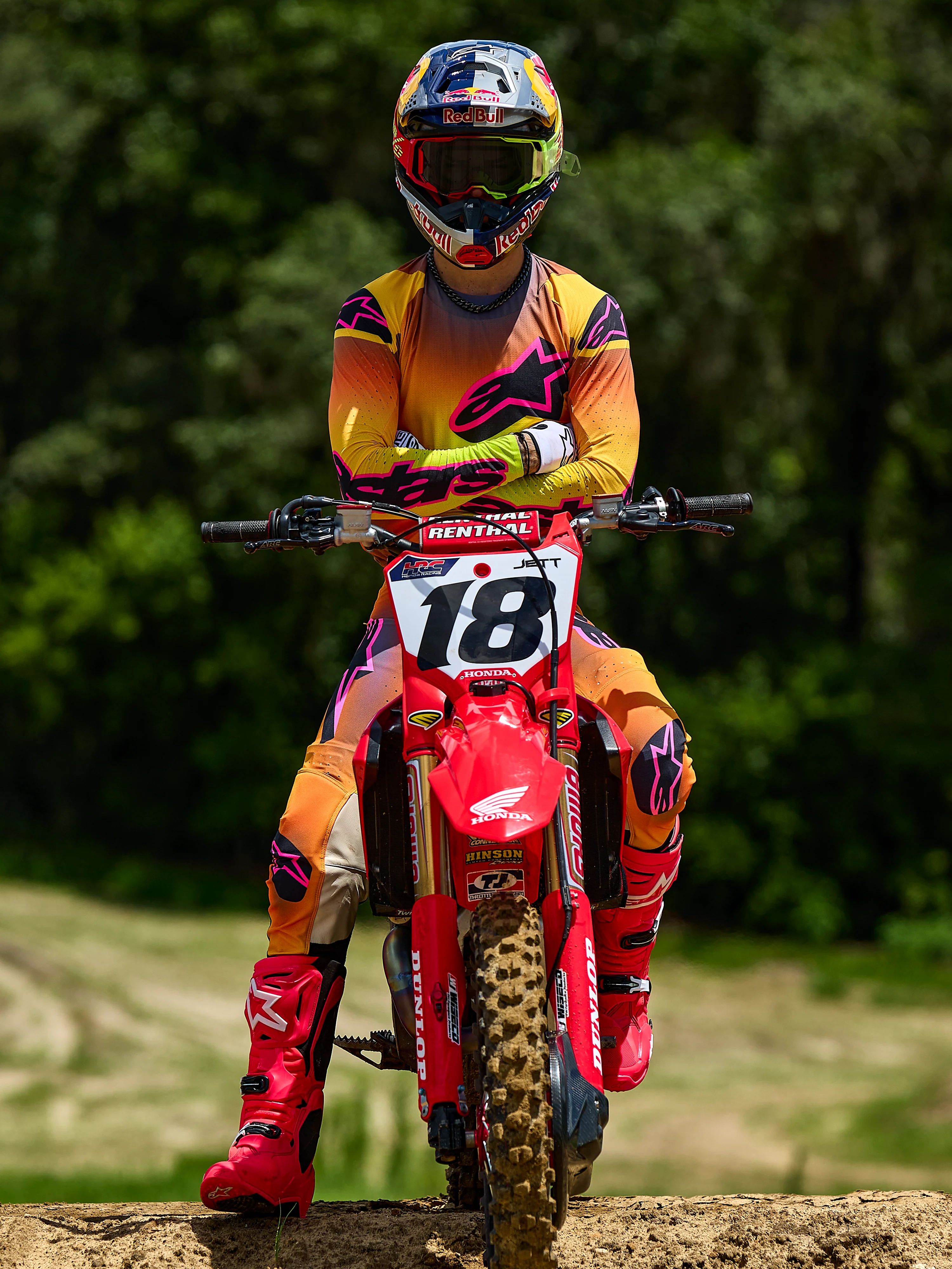 2025 Supertech Lipan Gear Set - Image 10