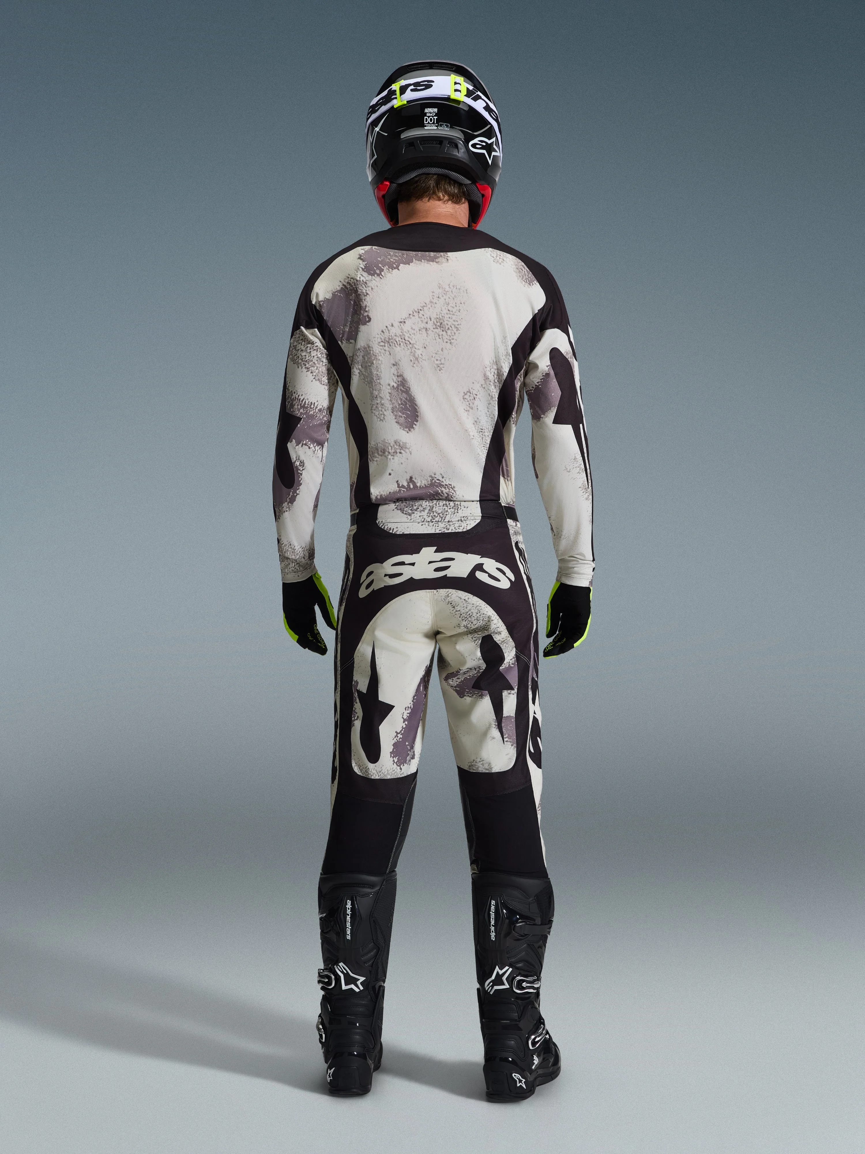 2026 Racer Lahnd Gear Set - Image 3