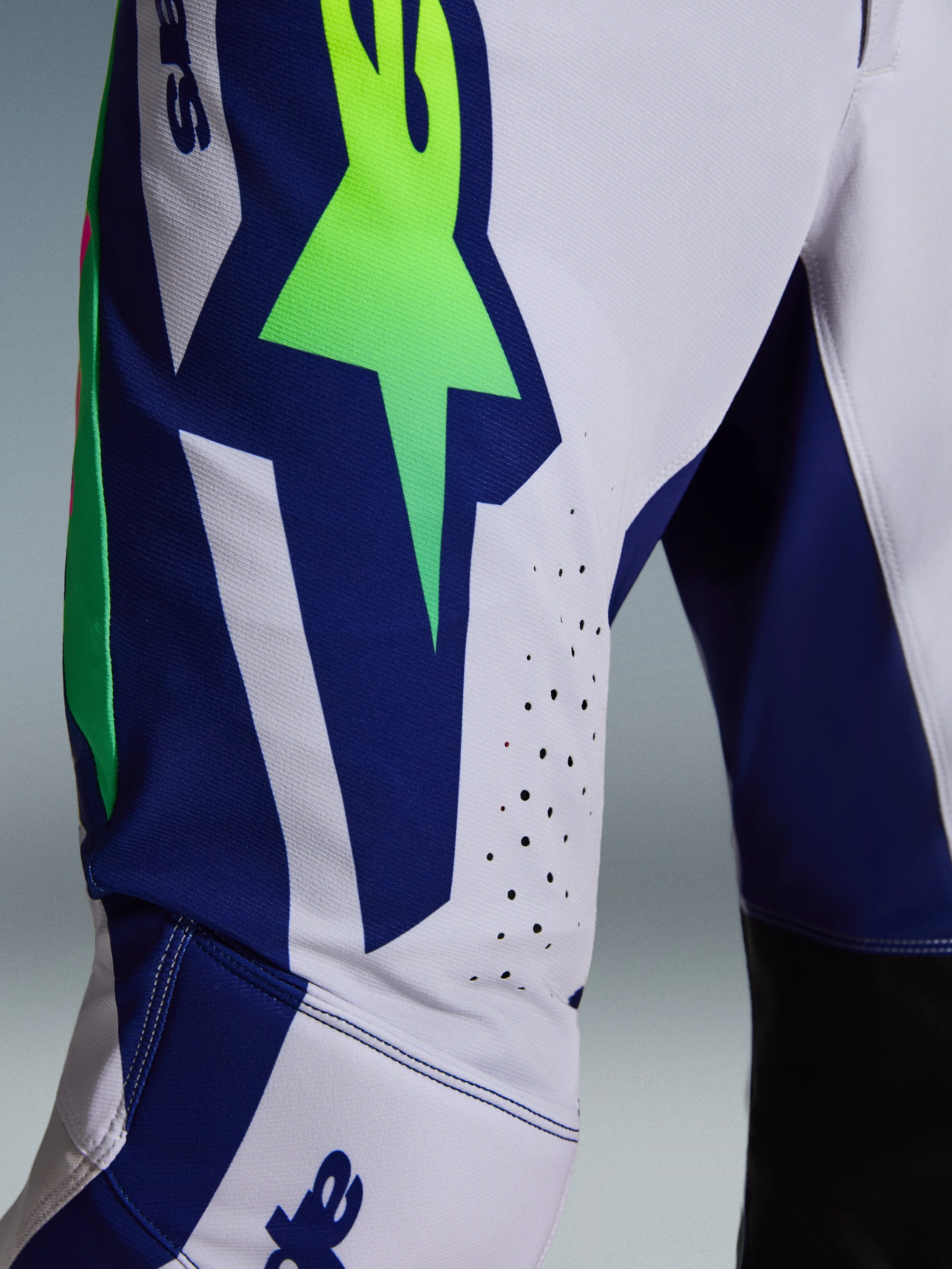 2026 Supertech Vista Gear Set - Image 12