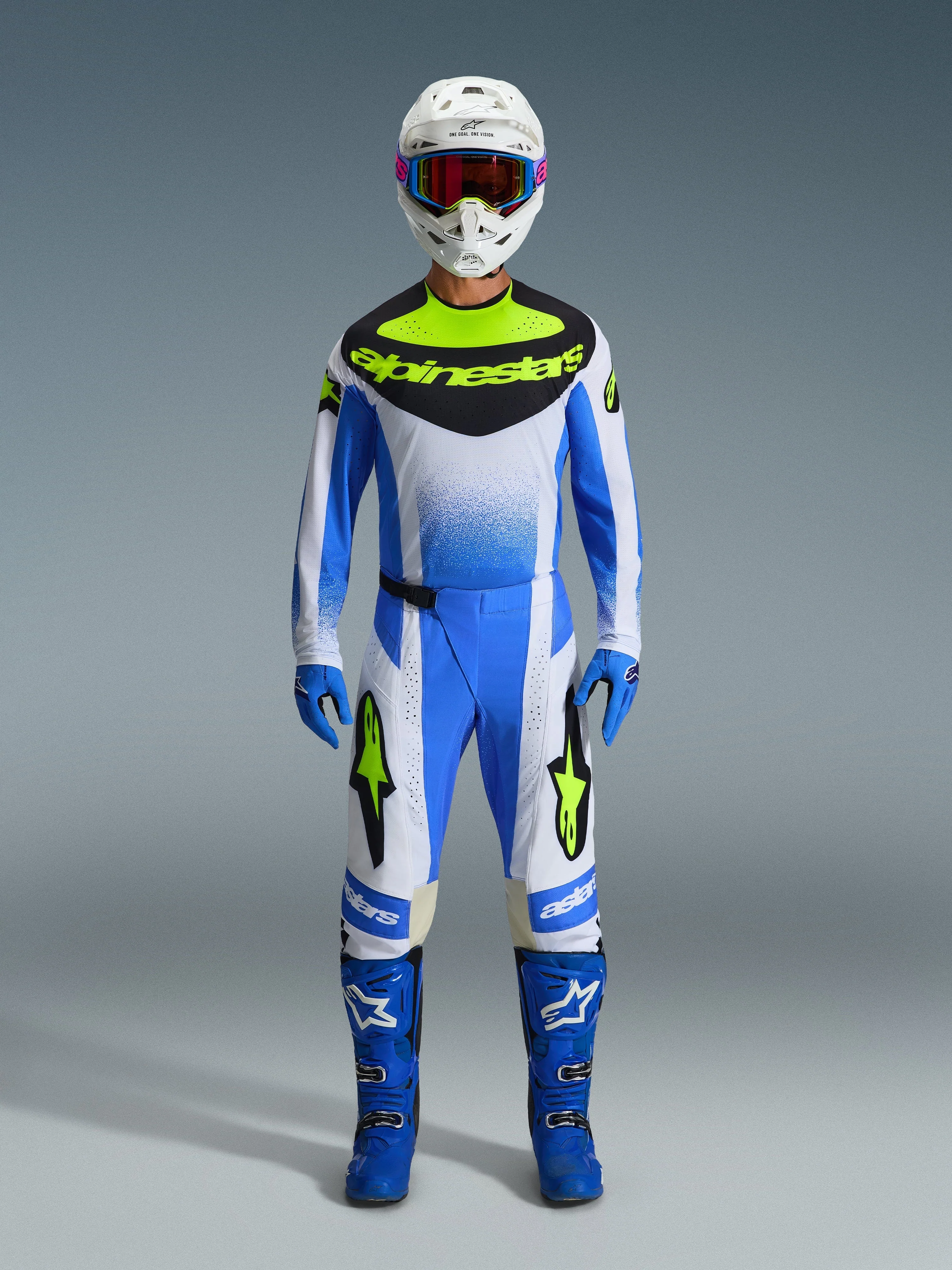 2026 Techstar Knif Gear Set
