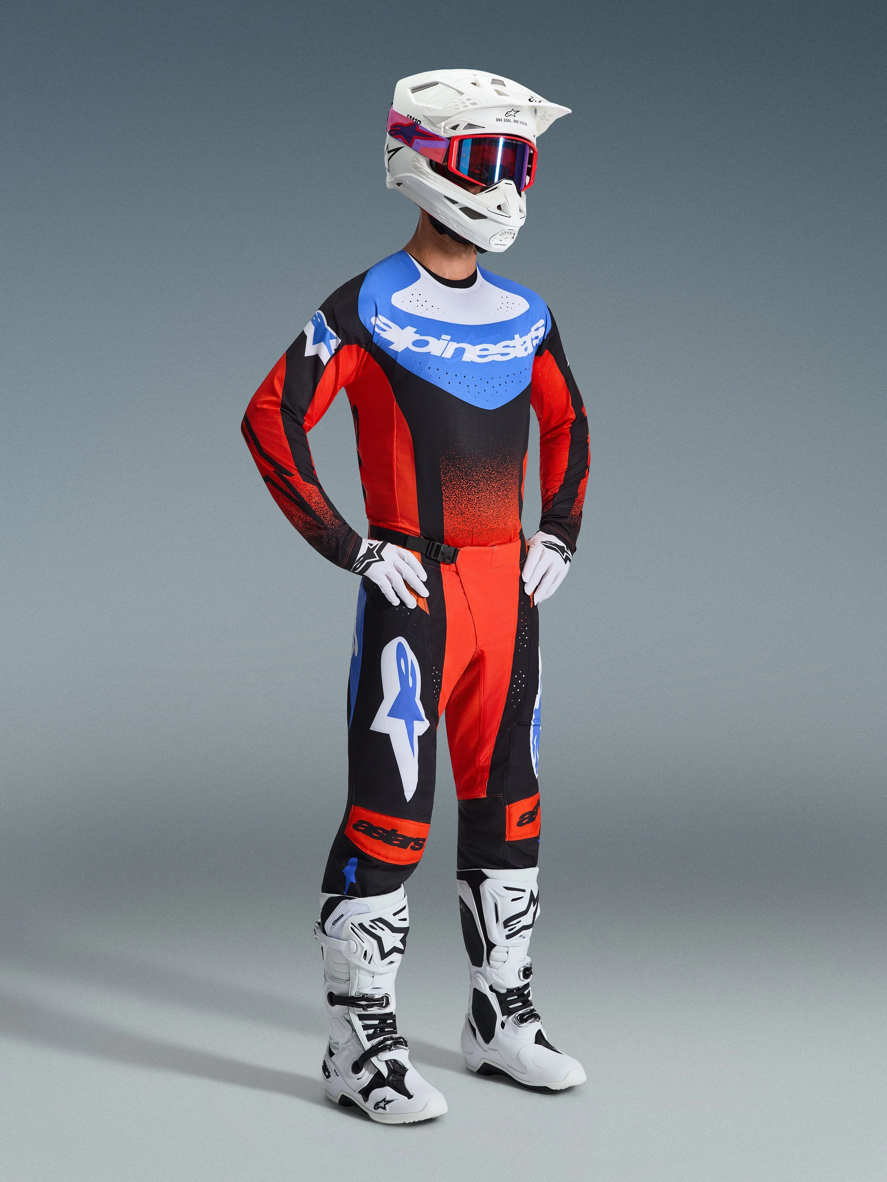 2026 Techstar Knif Gear Set - Image 4