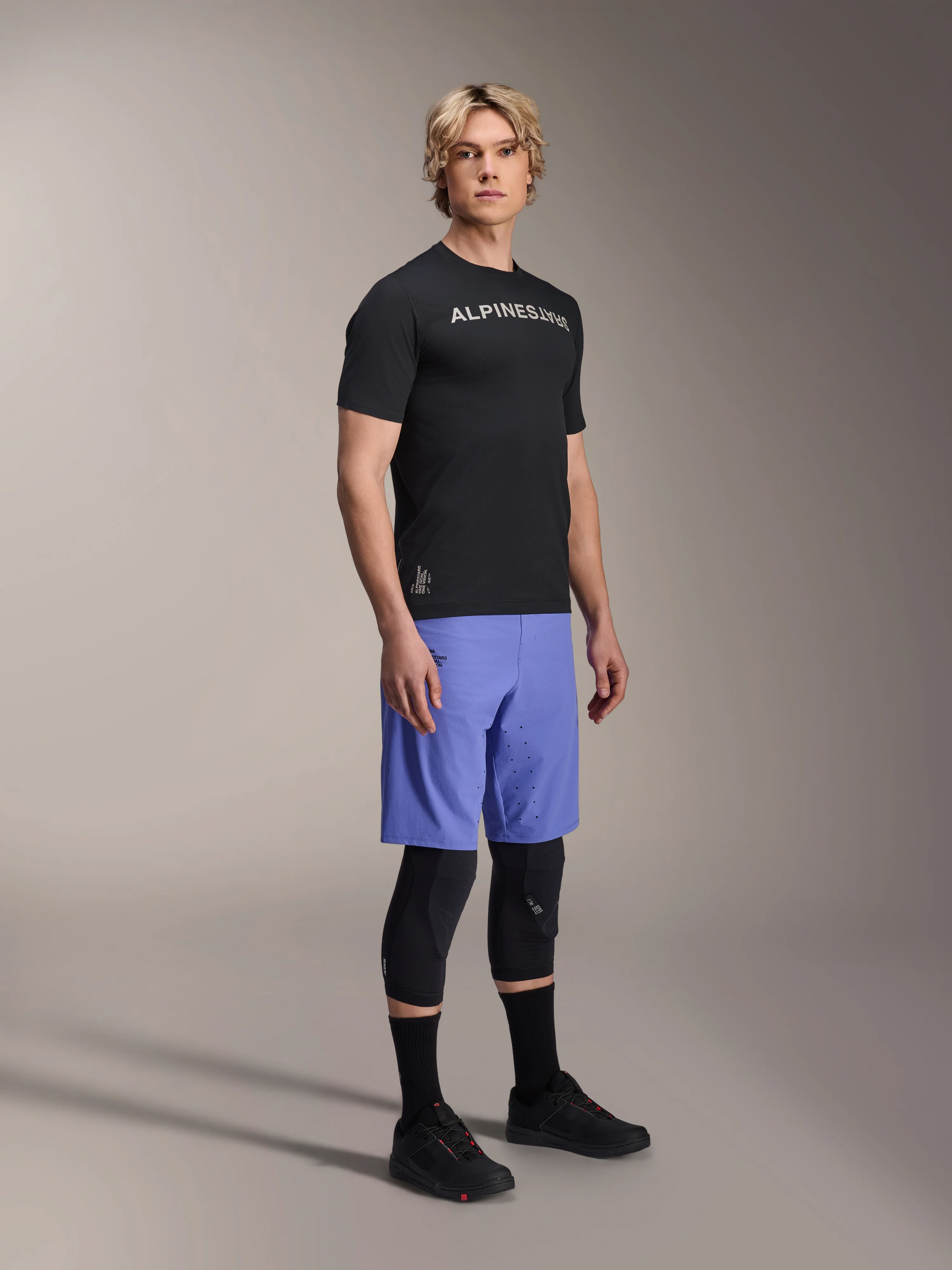A-Aria Lite Short - Image 2