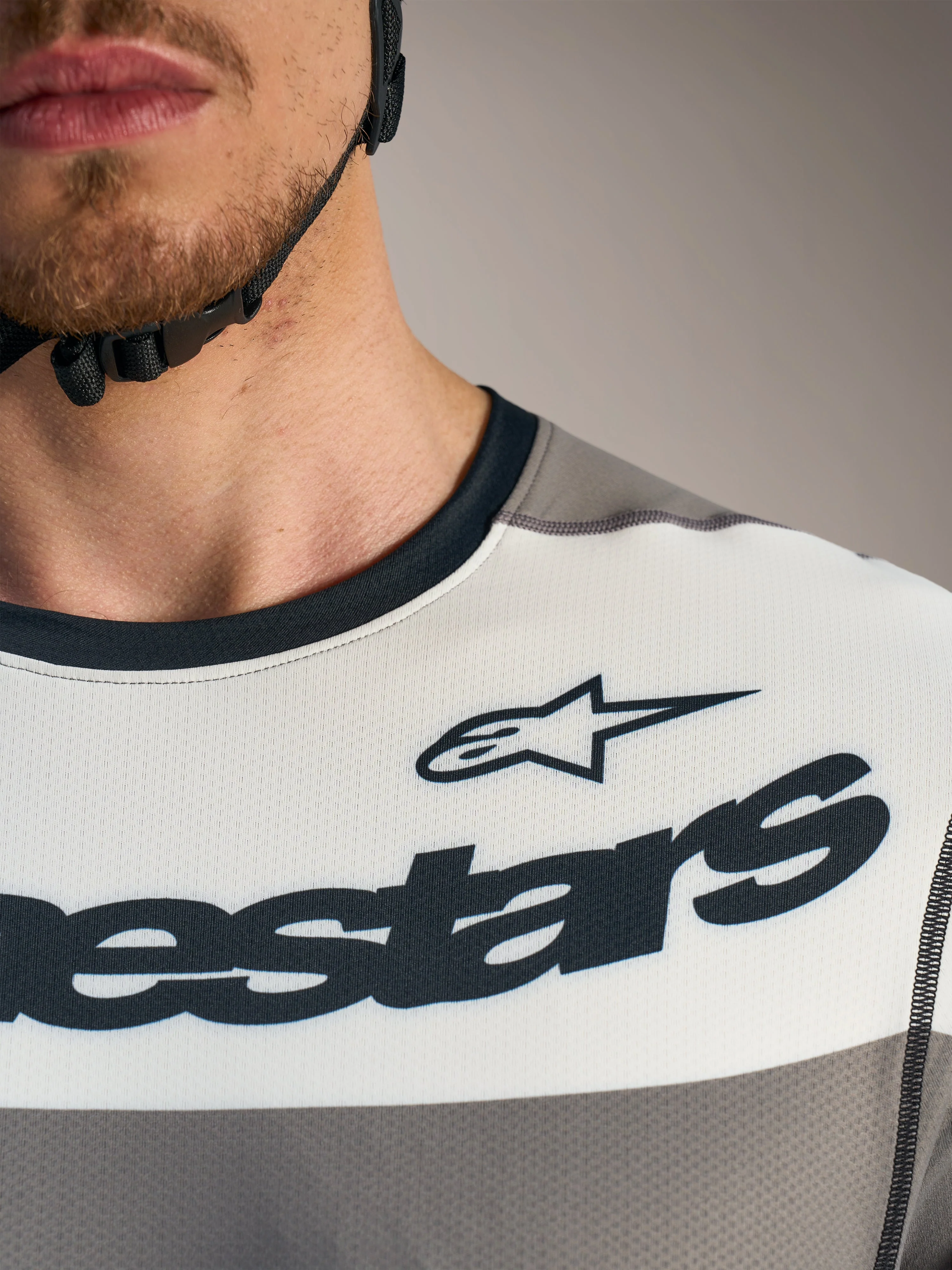 A-Dura Race Jersey - Image 10