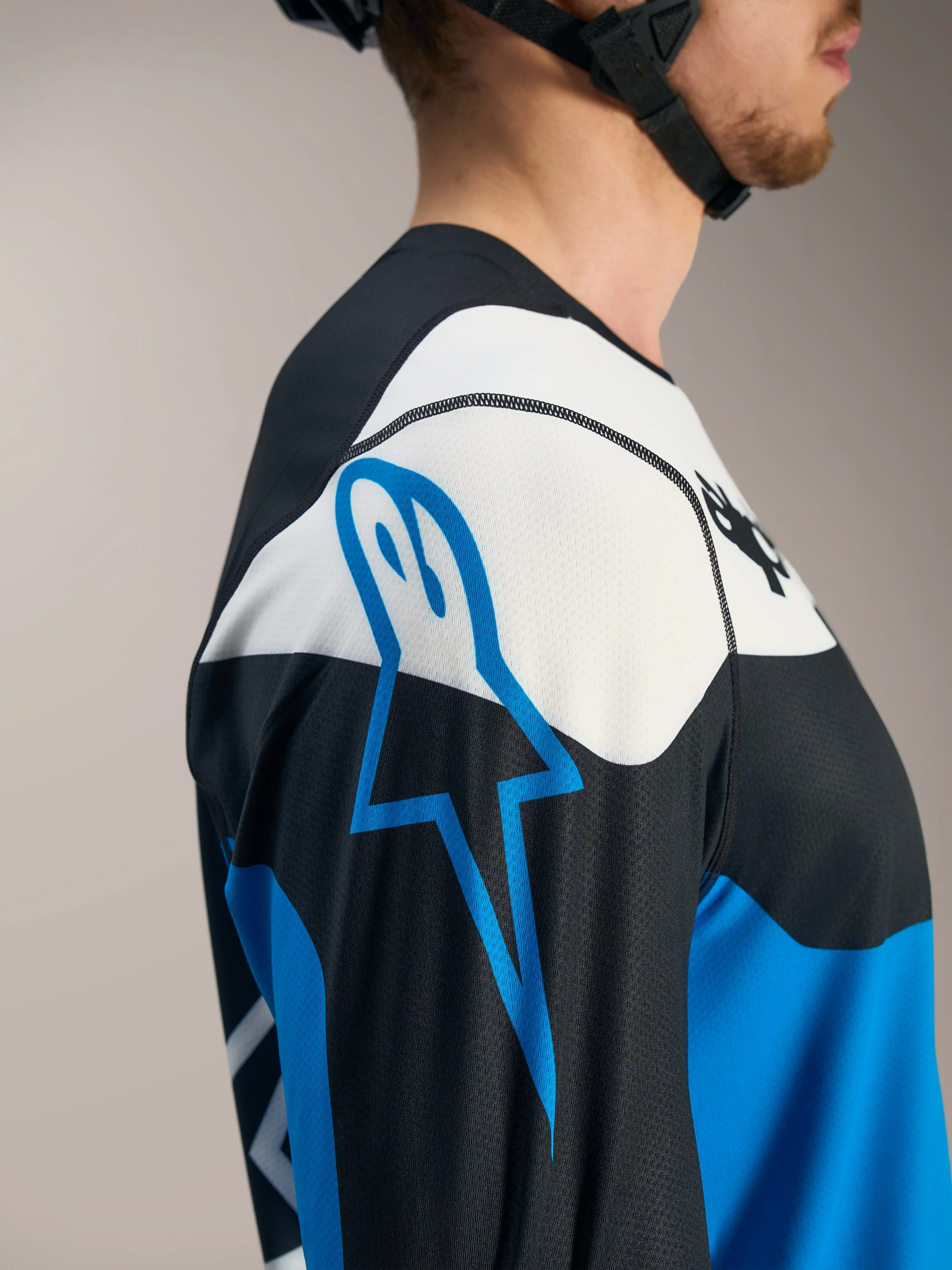 A-Dura Race Jersey - Image 10