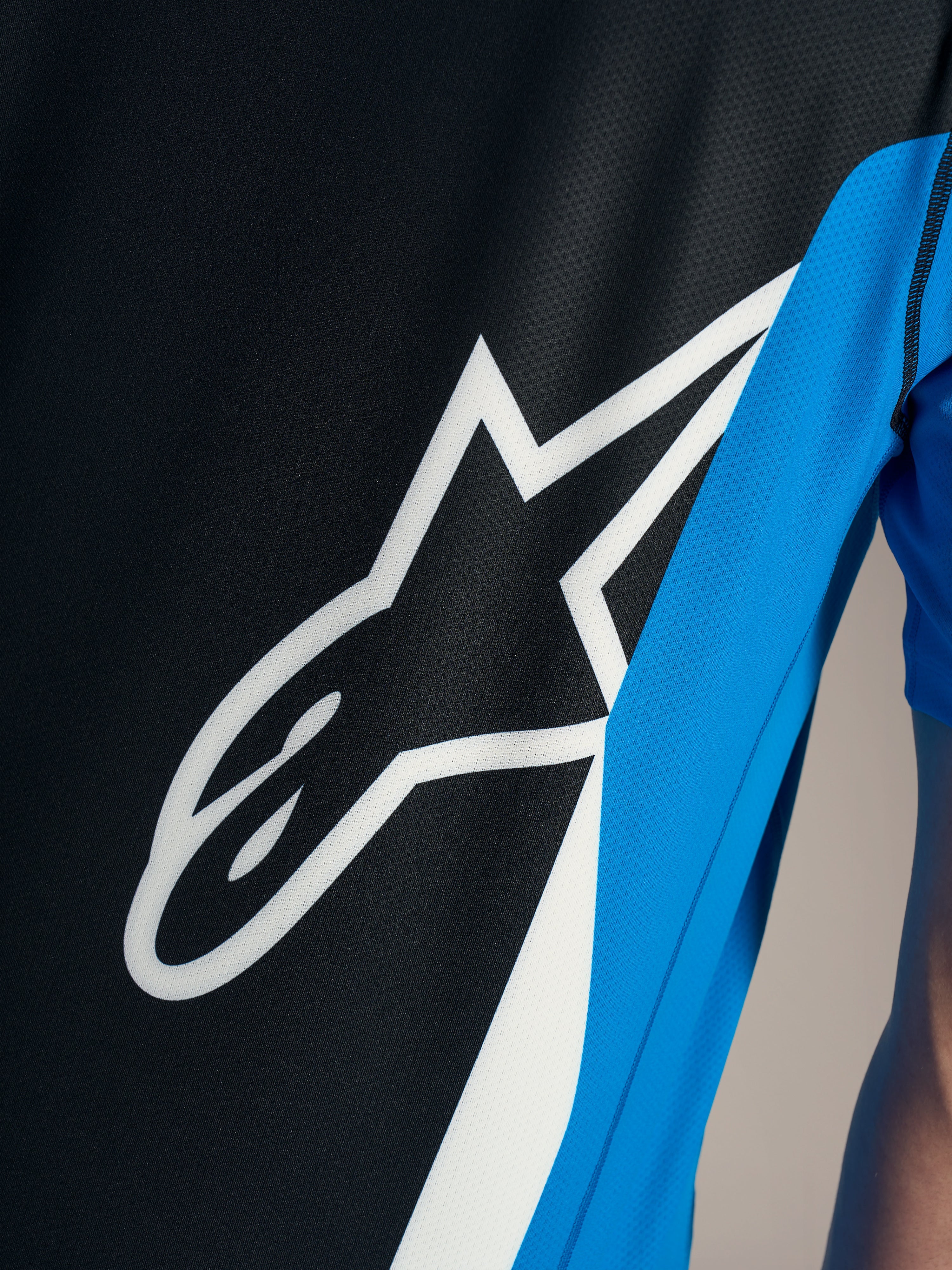 A-Dura Race Jersey - Image 13
