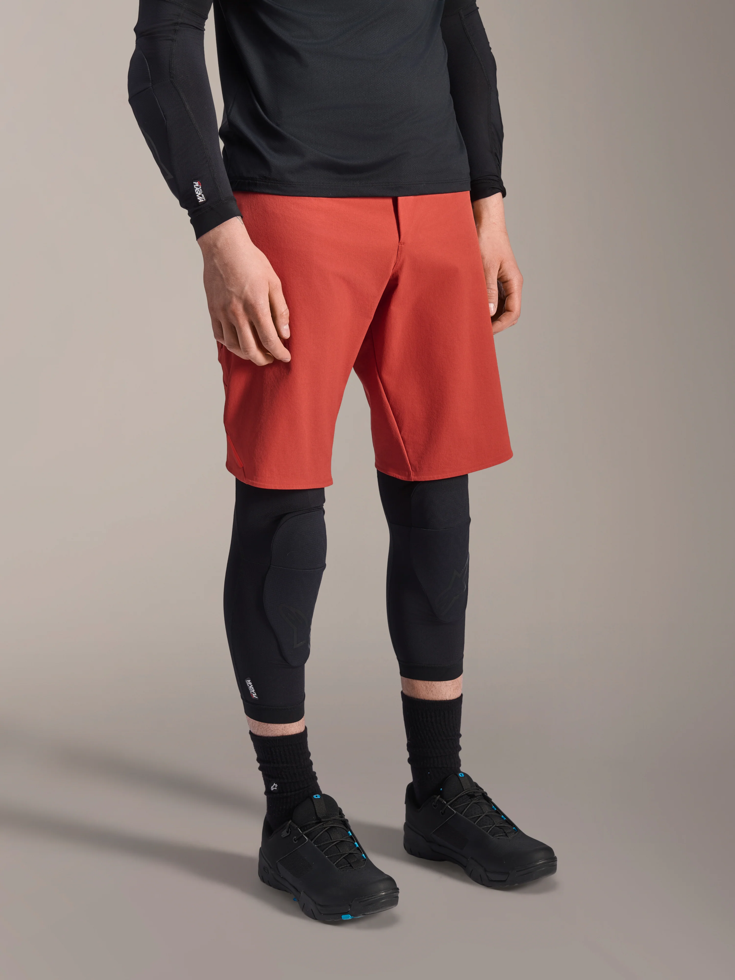 A-Motion Plasma Knee Sleeve - Image 2