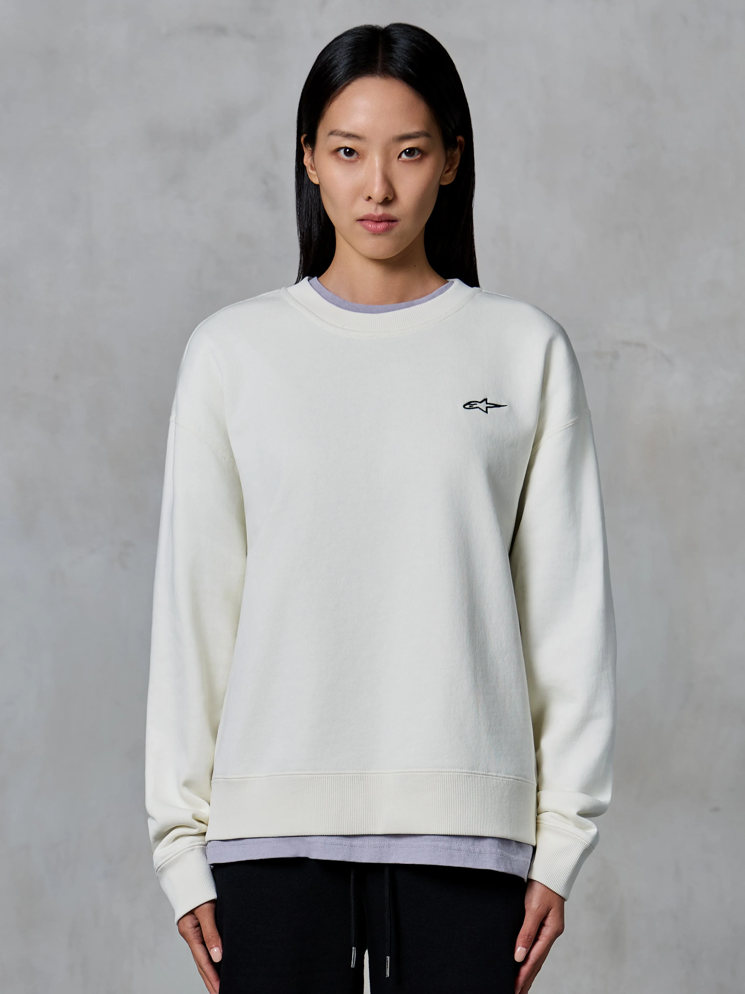 Essentials Ageless Crew - Image 6