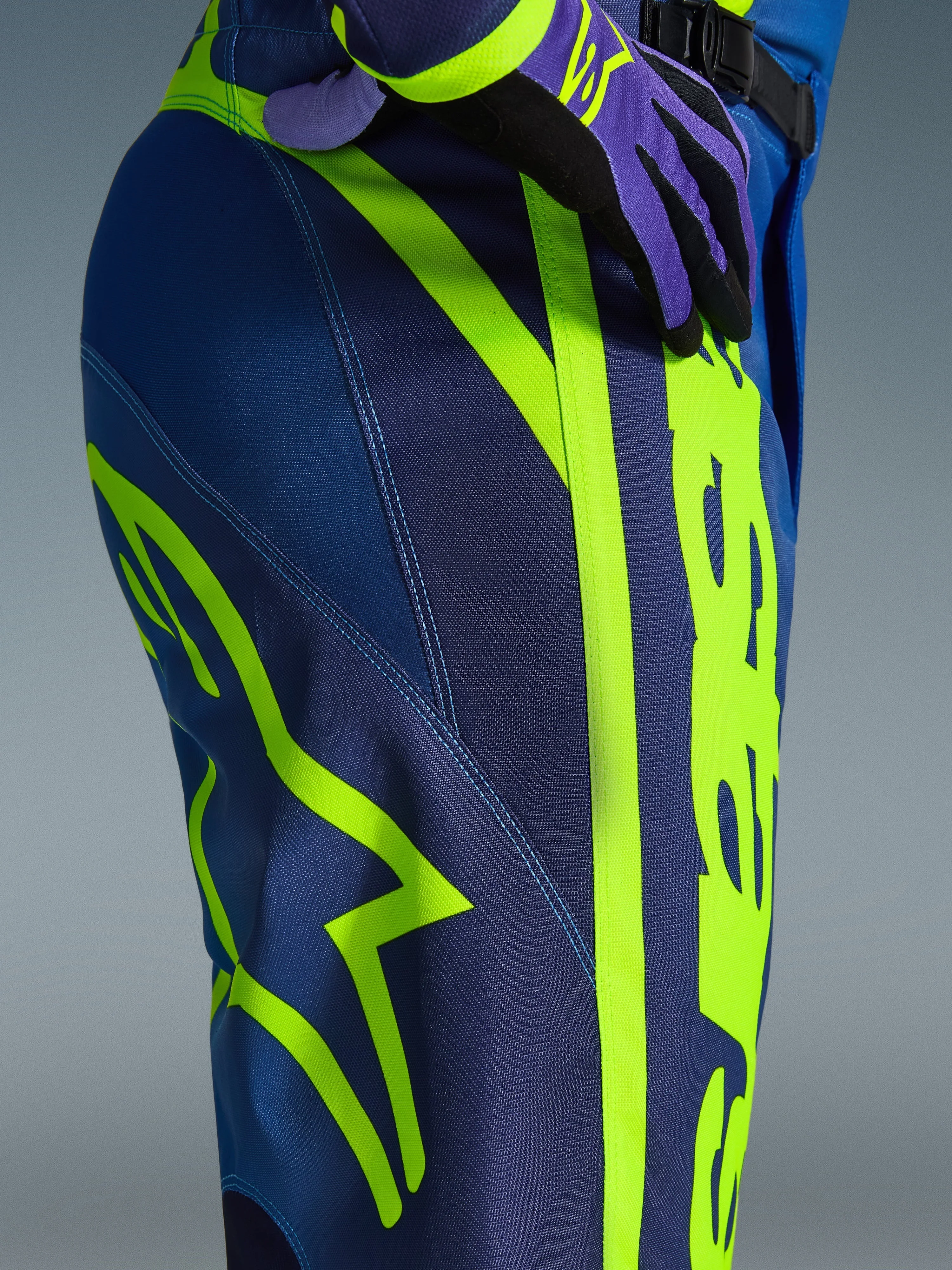 2026 Fluid Apex Pants - Image 9