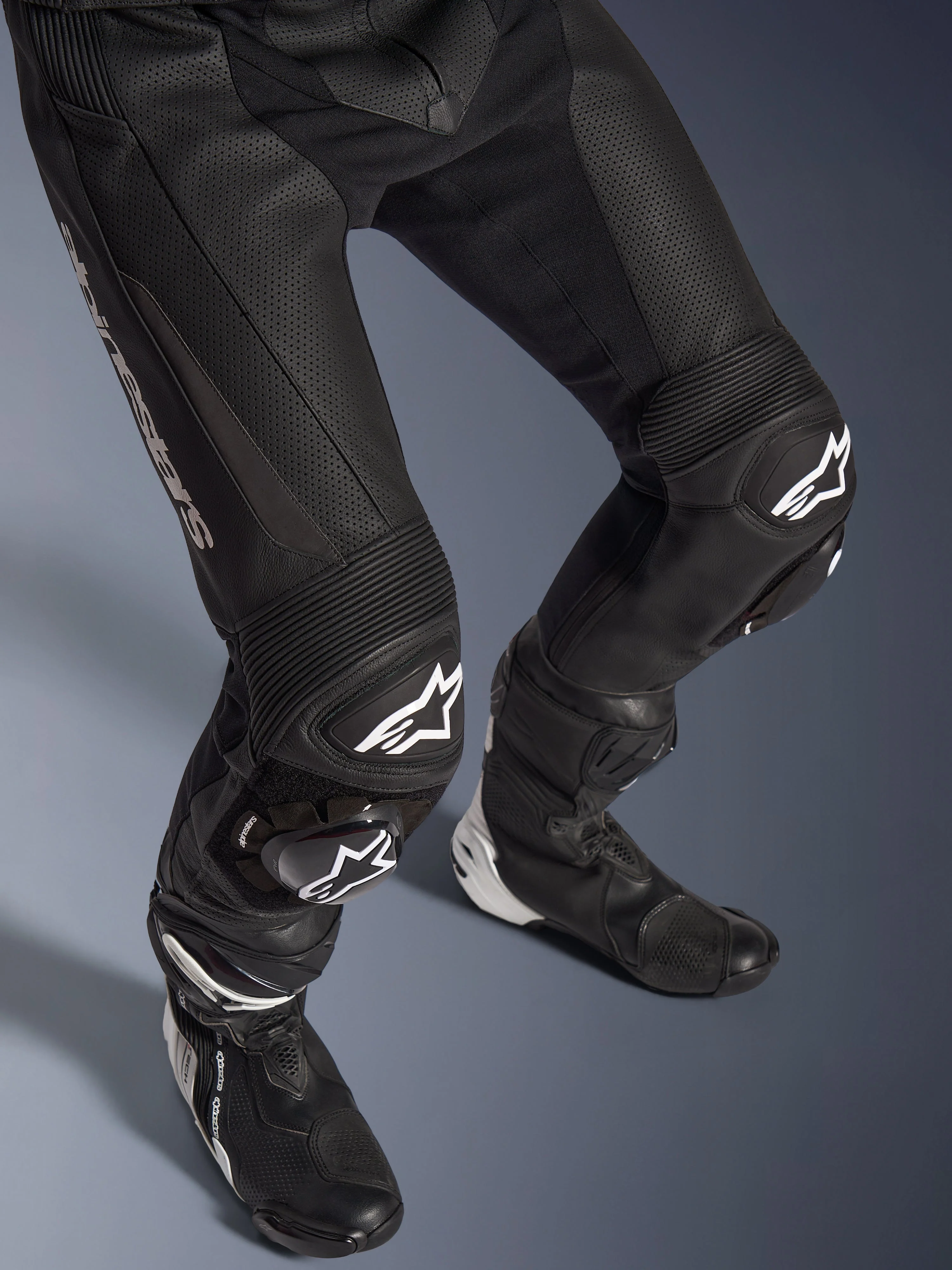 GP Force V2 Leather Suit - 2 Piece - Image 17