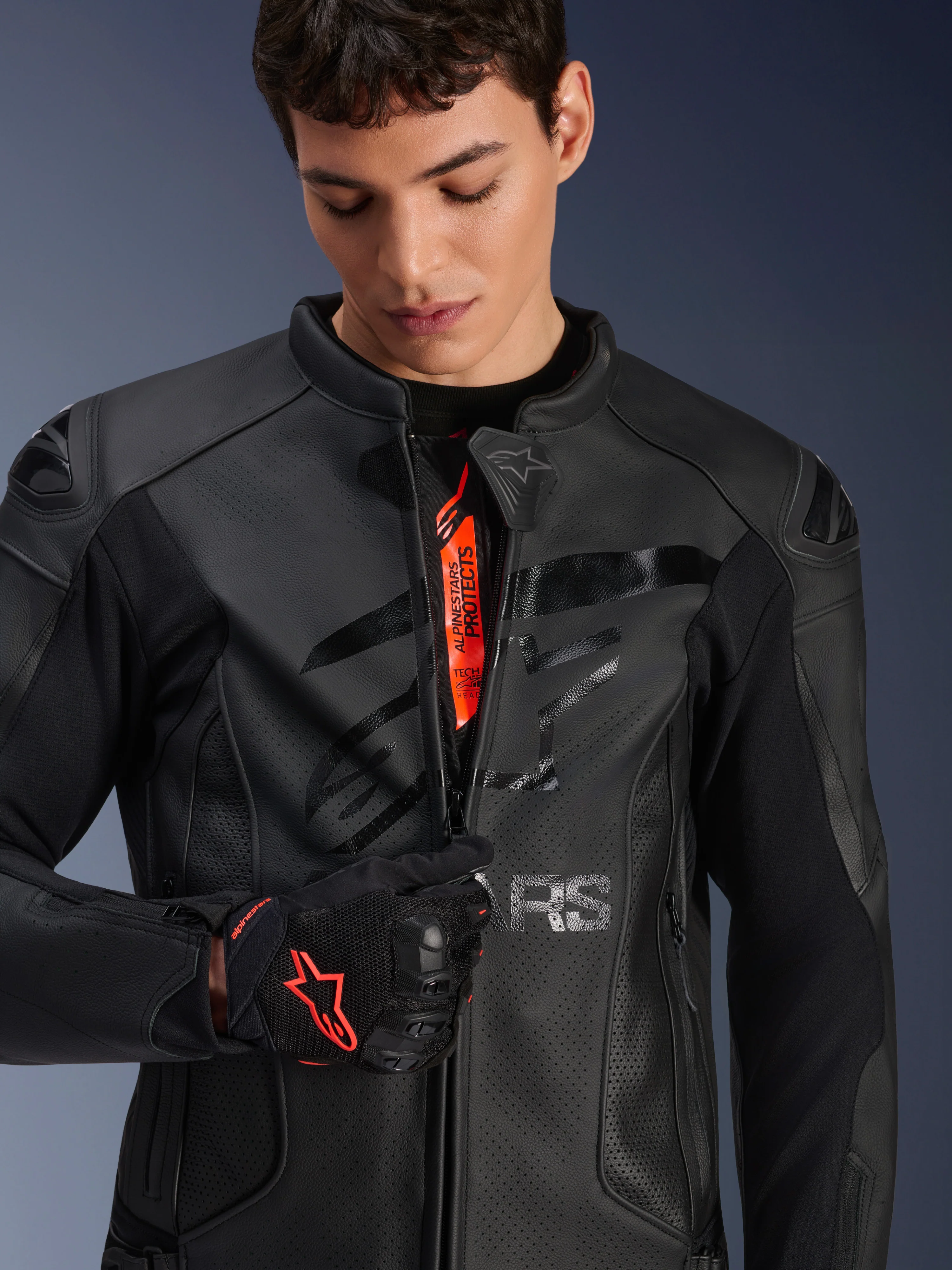 GP Plus R V4 Airflow Leather Jacket - Image 10