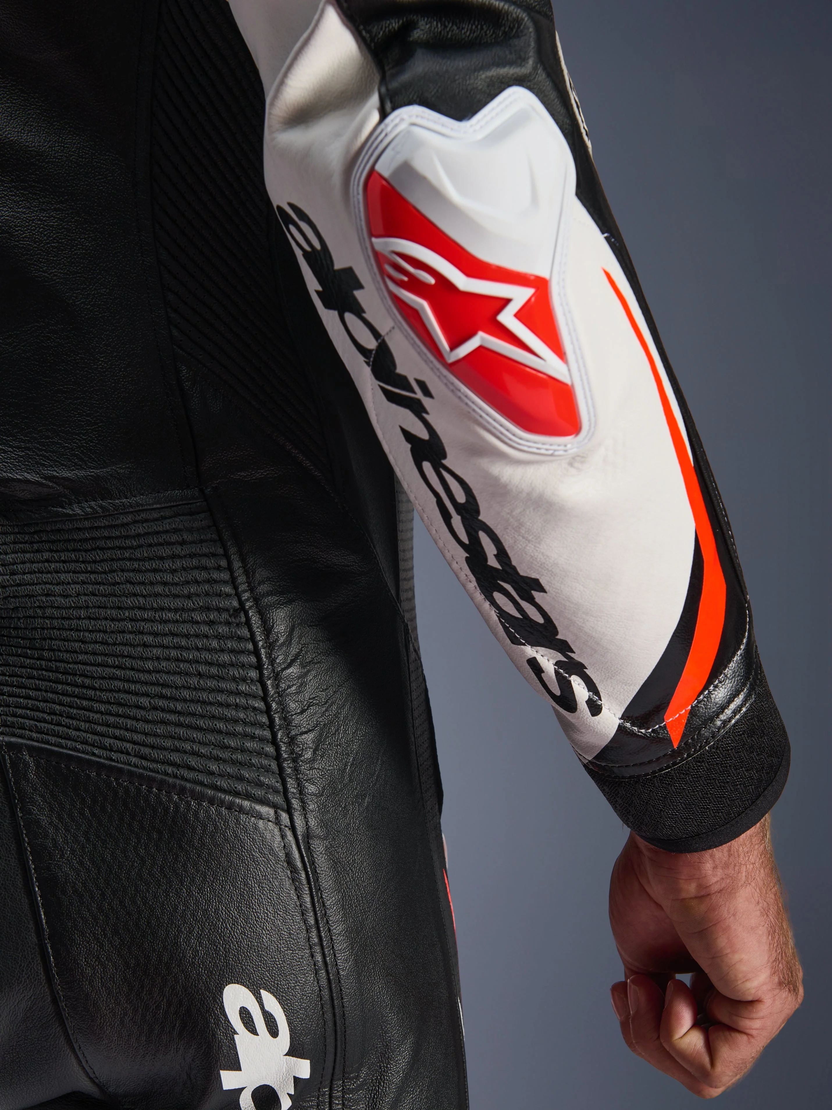 GP Tech V5 Leather Suit - 1 Piece - Image 8