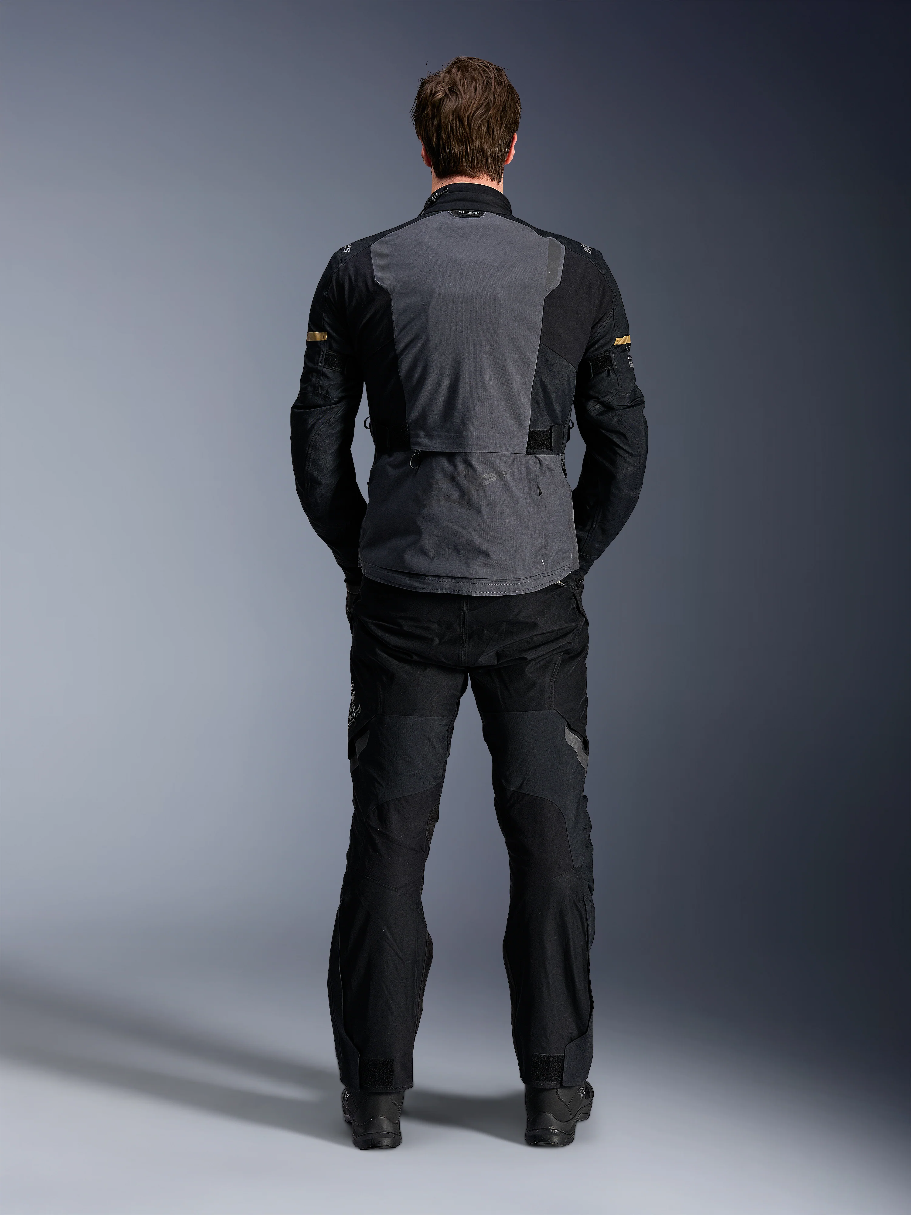 ST-7 2L GORE-TEX Jacket - Image 3
