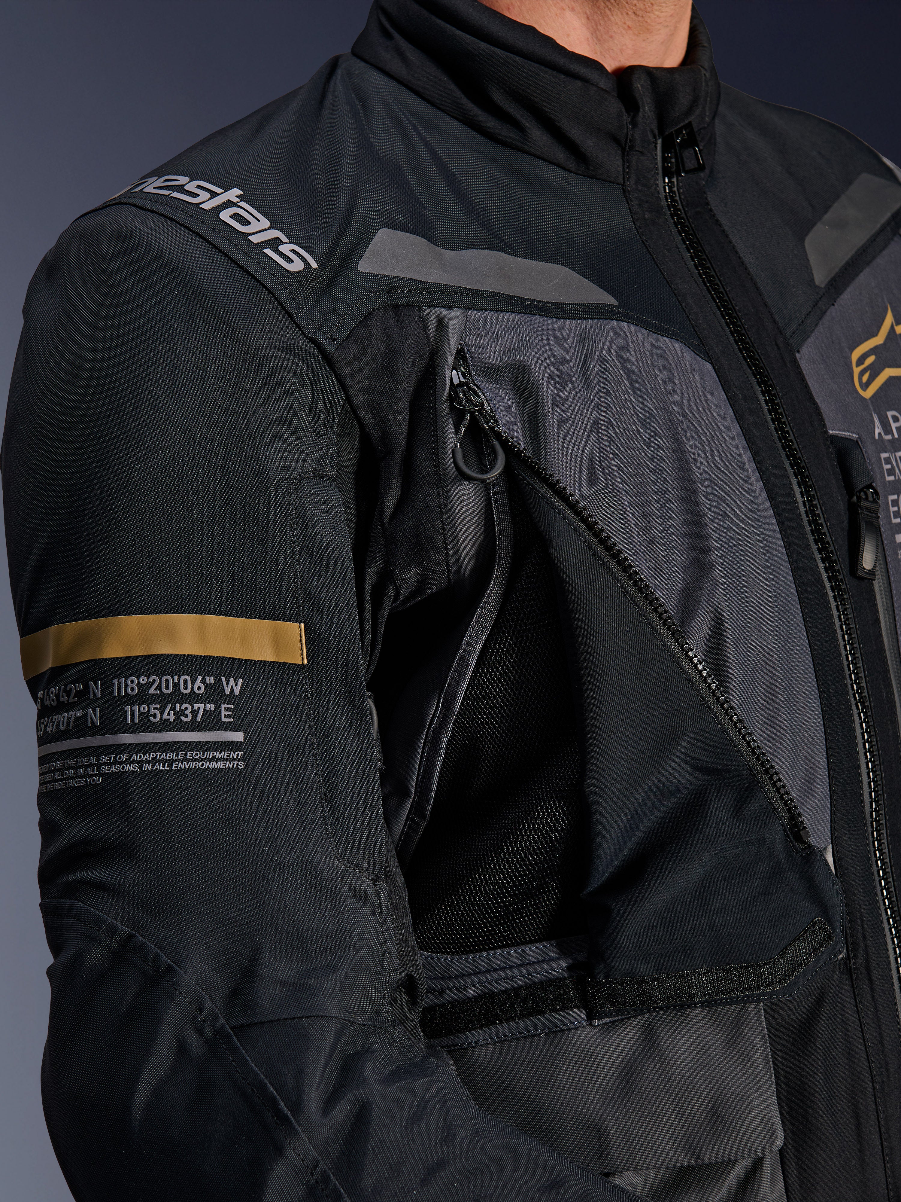 ST-7 2L GORE-TEX Jacket - Image 7