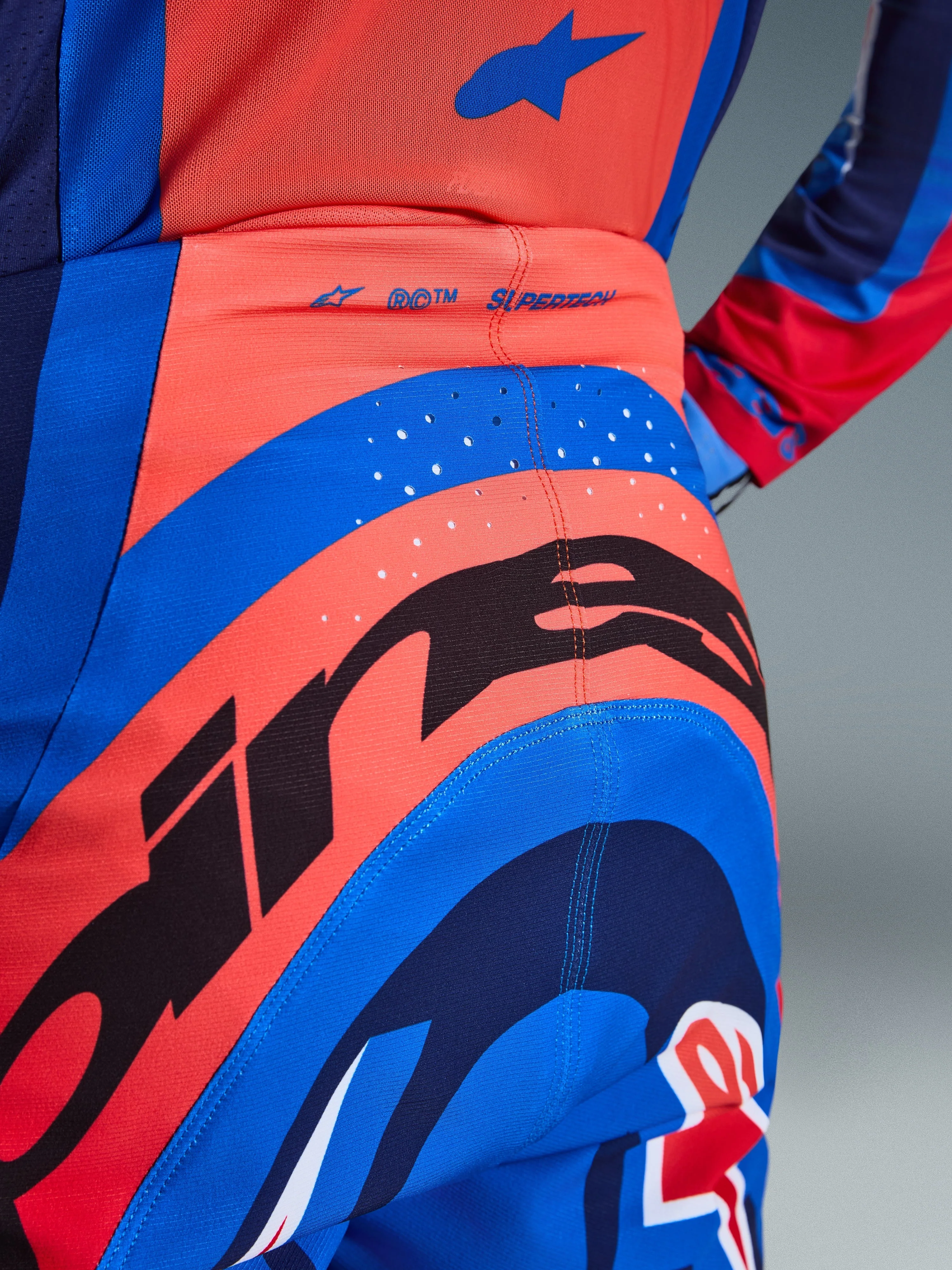 2026 Supertech Vista Pants - Image 9