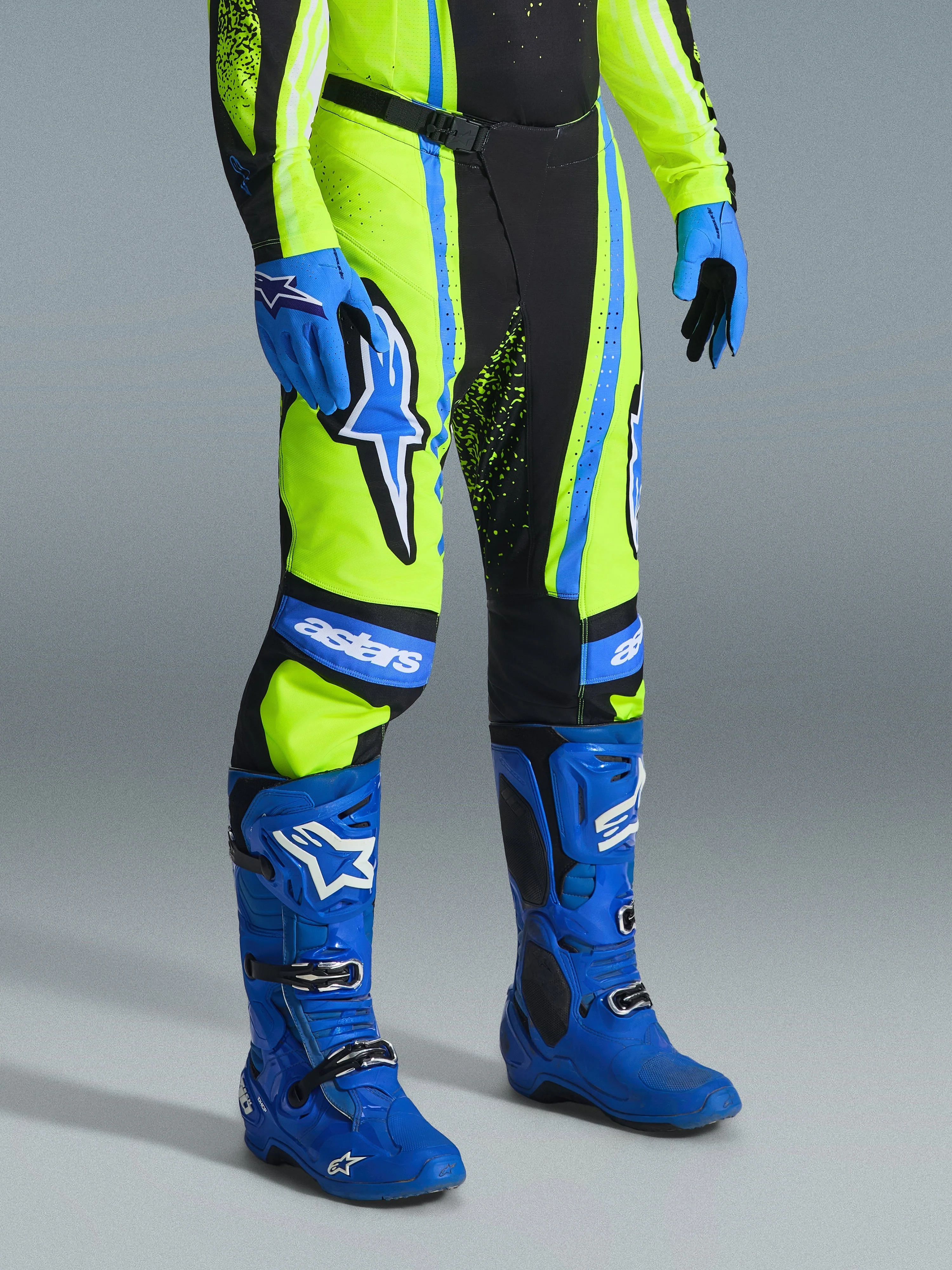 2026 Techstar Nomur Pants - Image 9