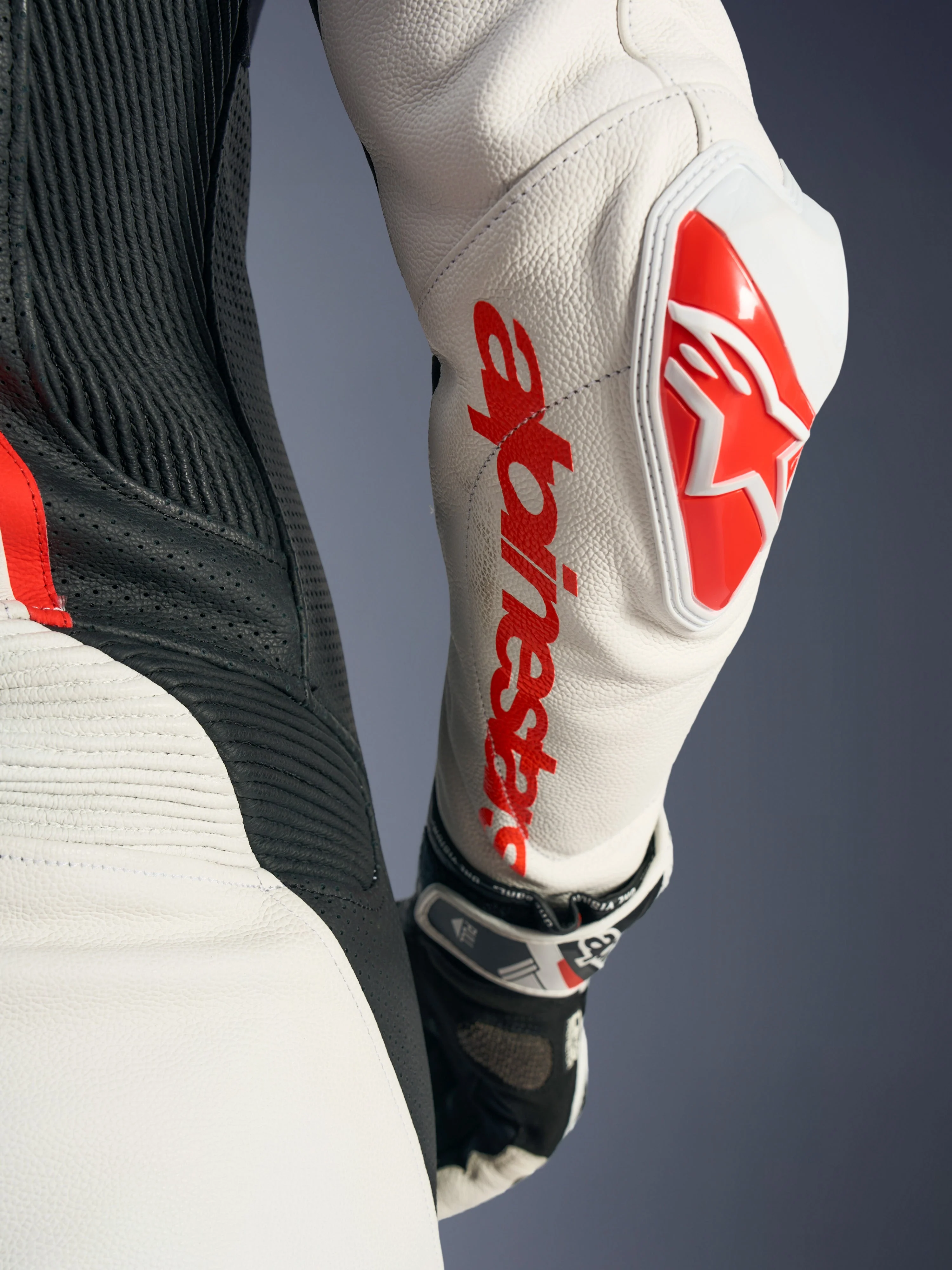 Stella GP-R7 Leather Suit - 1 Piece - Image 15