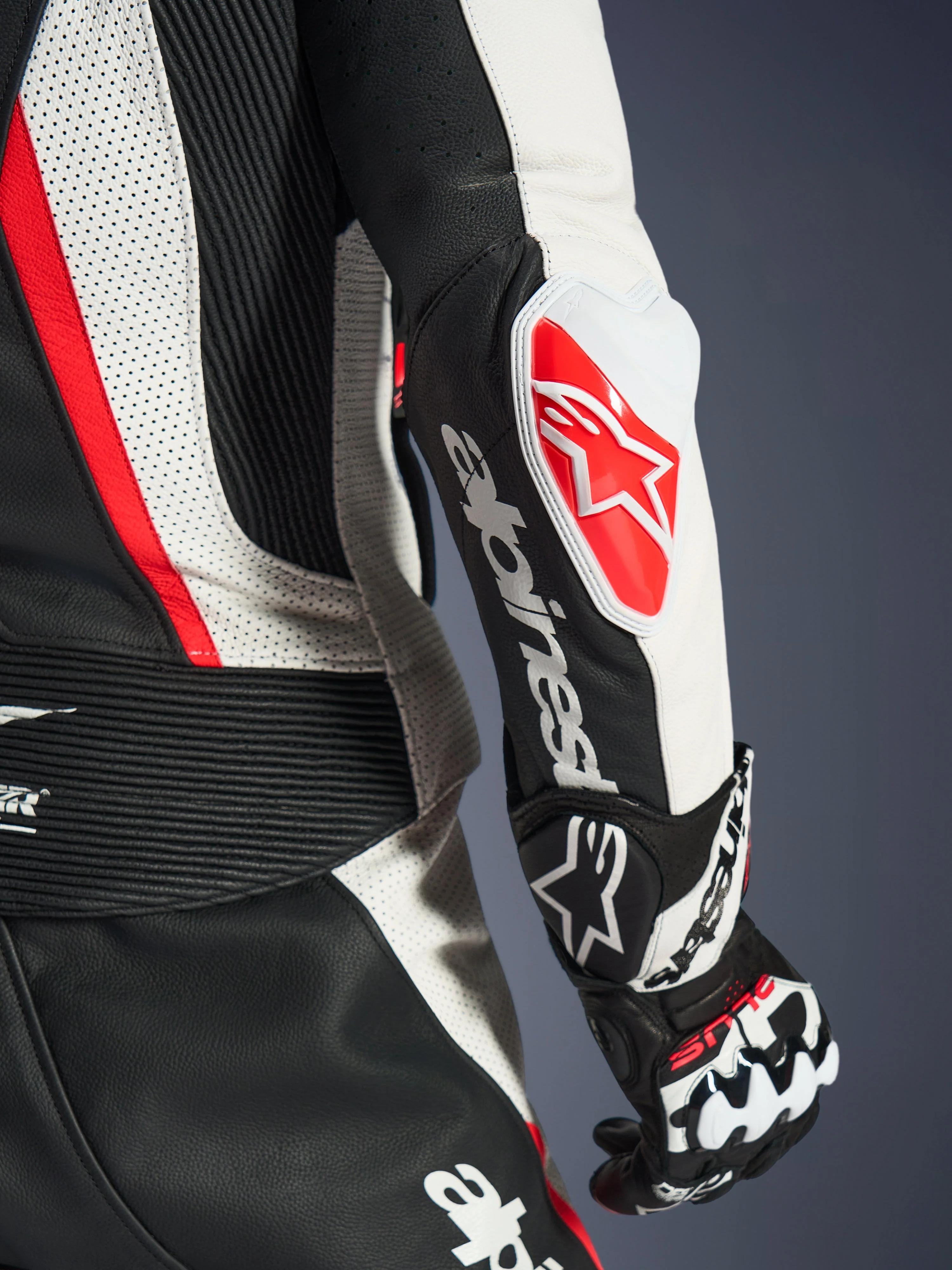 Stella GP-R7 Leather Suit - 2 Piece - Image 15