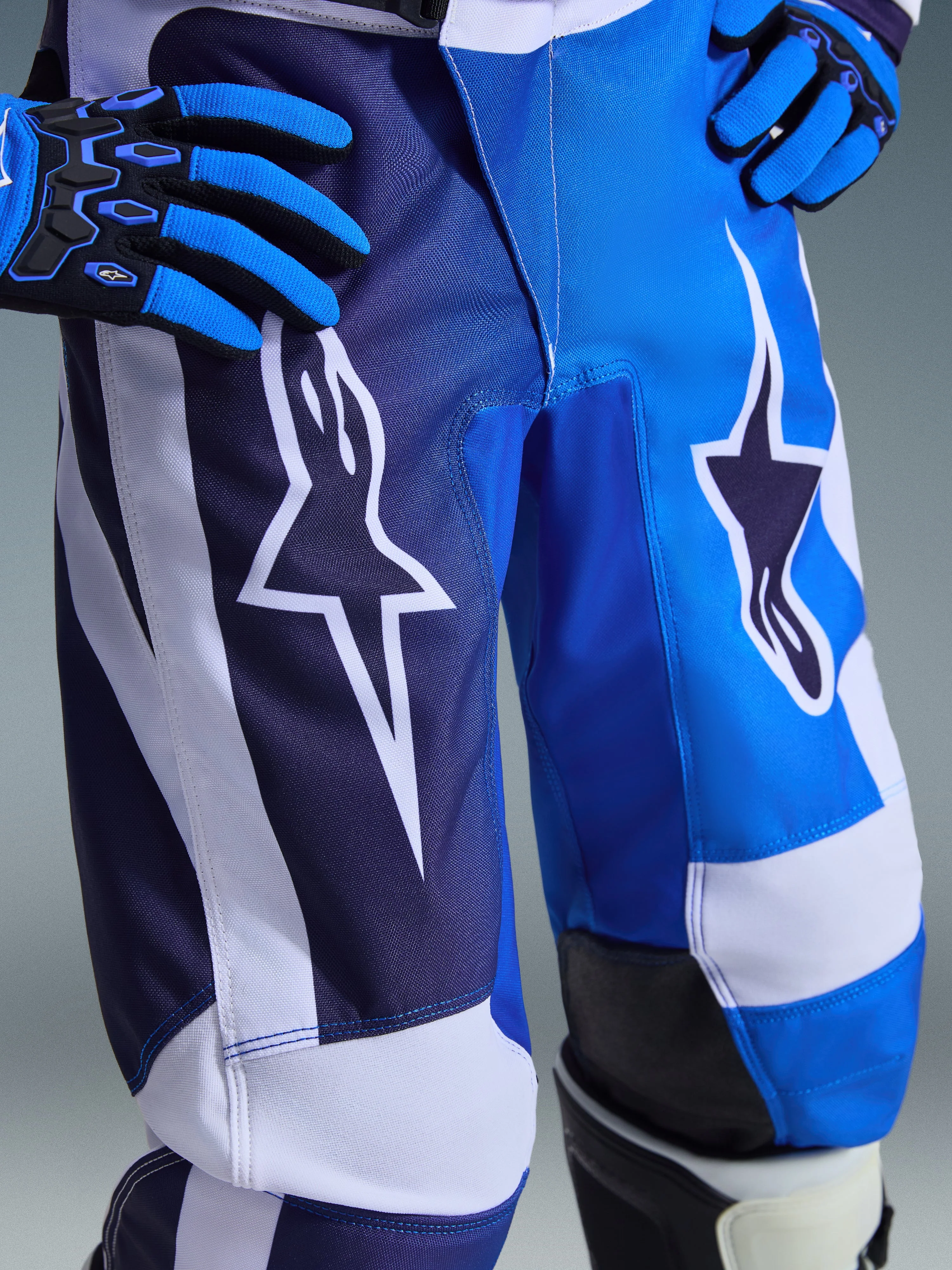 2026 Youth Fluid Portl Pants - Image 4